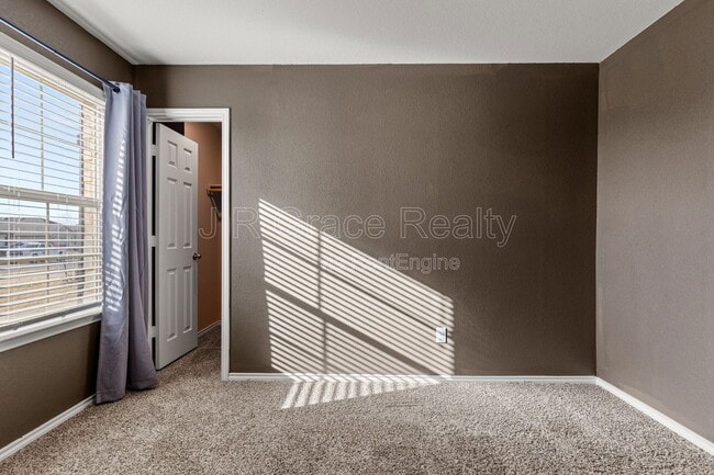 Building Photo - 6905 Guadalupe Rd