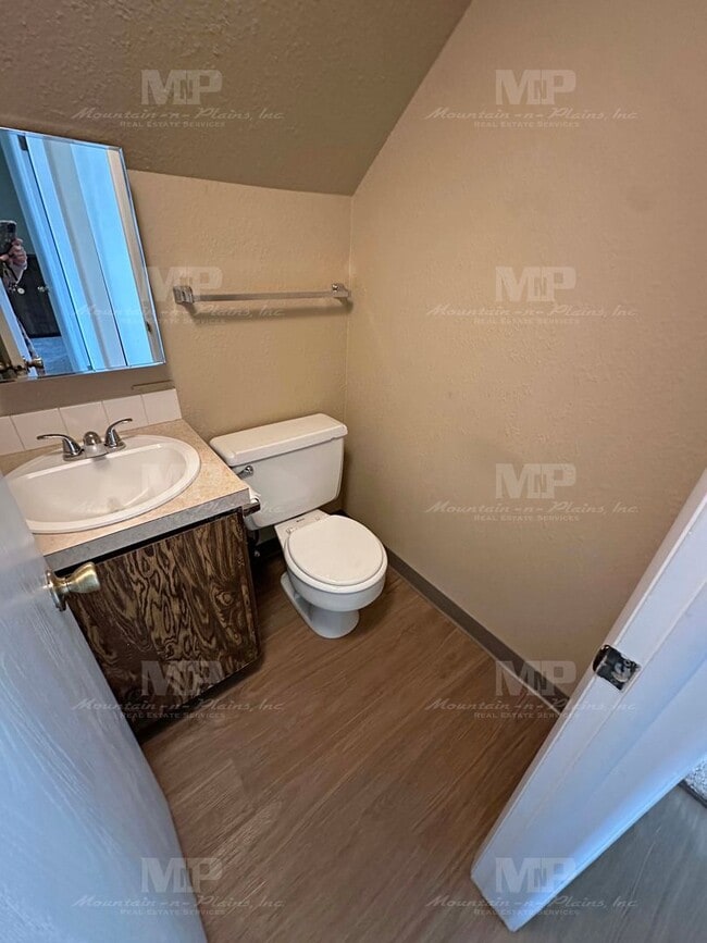 Building Photo - 3412 Worwick Dr