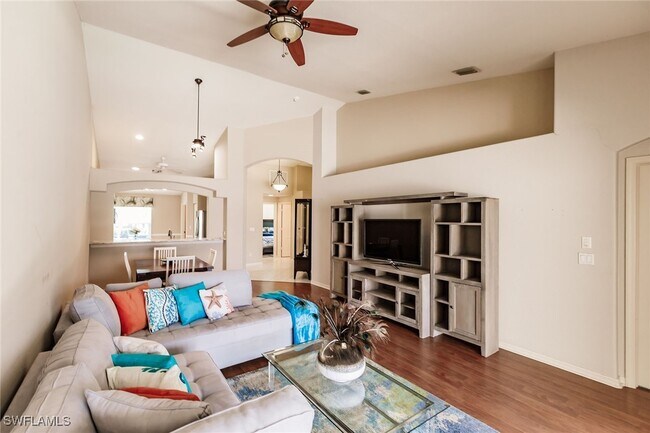 Building Photo - 8440 Ibis Cove Cir