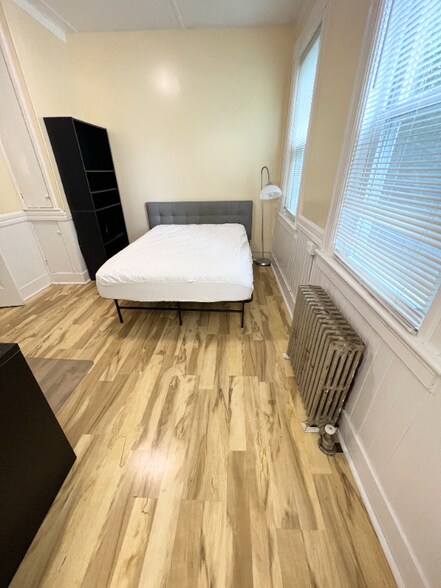 Building Photo - 205 Washington Ave