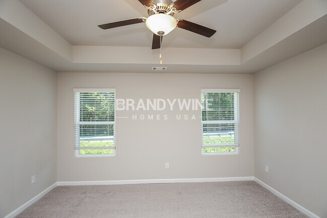 Building Photo - NEW Lower Rental Rate Leasing Special: Mar...