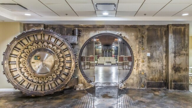 Building Photo - 67 Madison Ave