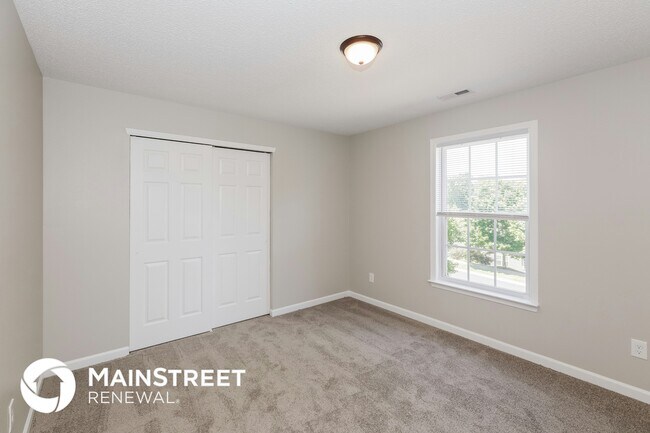 Building Photo - 2041 Dunsmore Ln