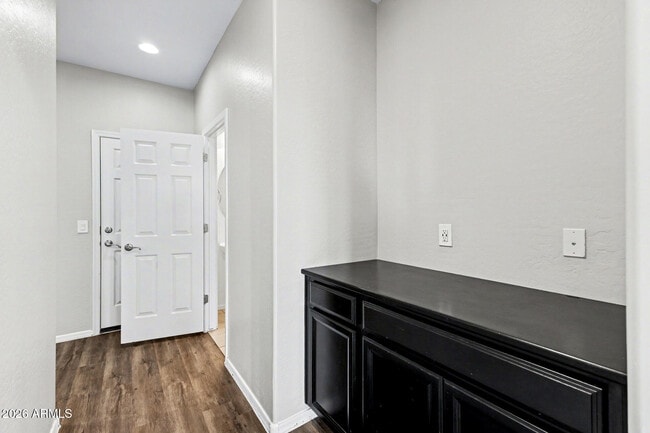 Building Photo - 2135 Tobias Way