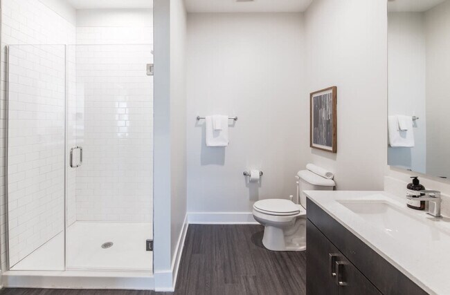 Building Photo - 228 Pike St