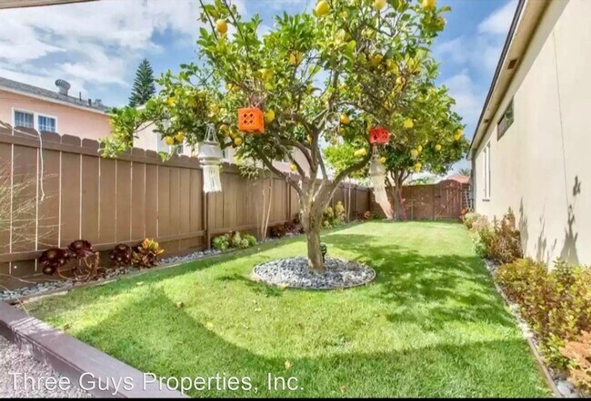 Building Photo - 2 br, 2 bath House - 3205 Garrison St