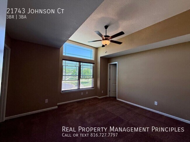 Building Photo - 21743 Johnson Ct