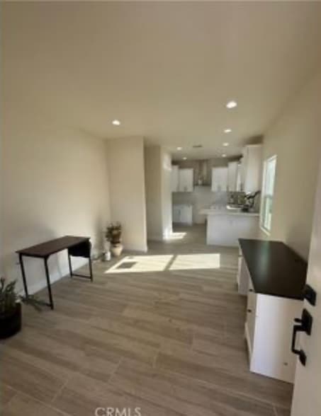Building Photo - 1410 E Yucca Dr