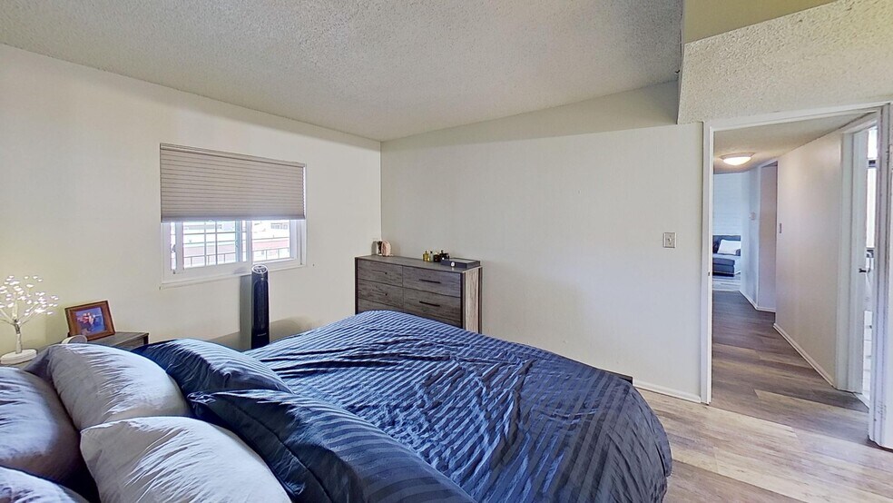 Building Photo - 6800 E Tennessee Ave