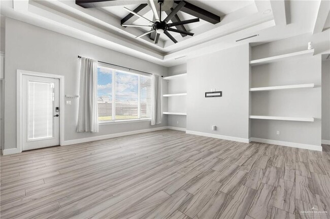 Building Photo - 16 Rabbit Run Ave