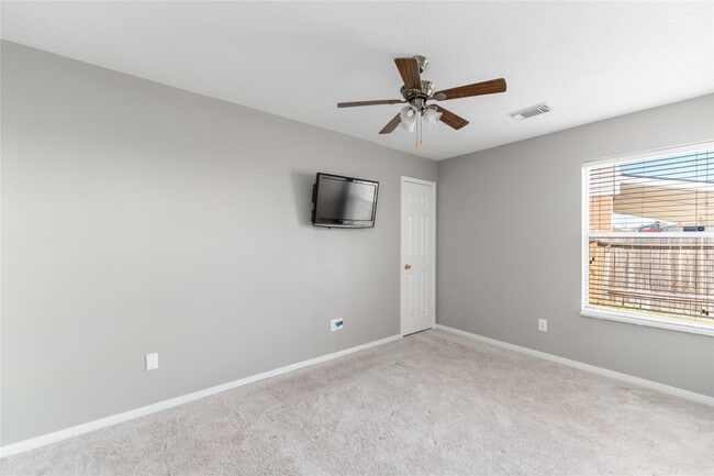 Building Photo - 12106 Landsdown Ridge Way