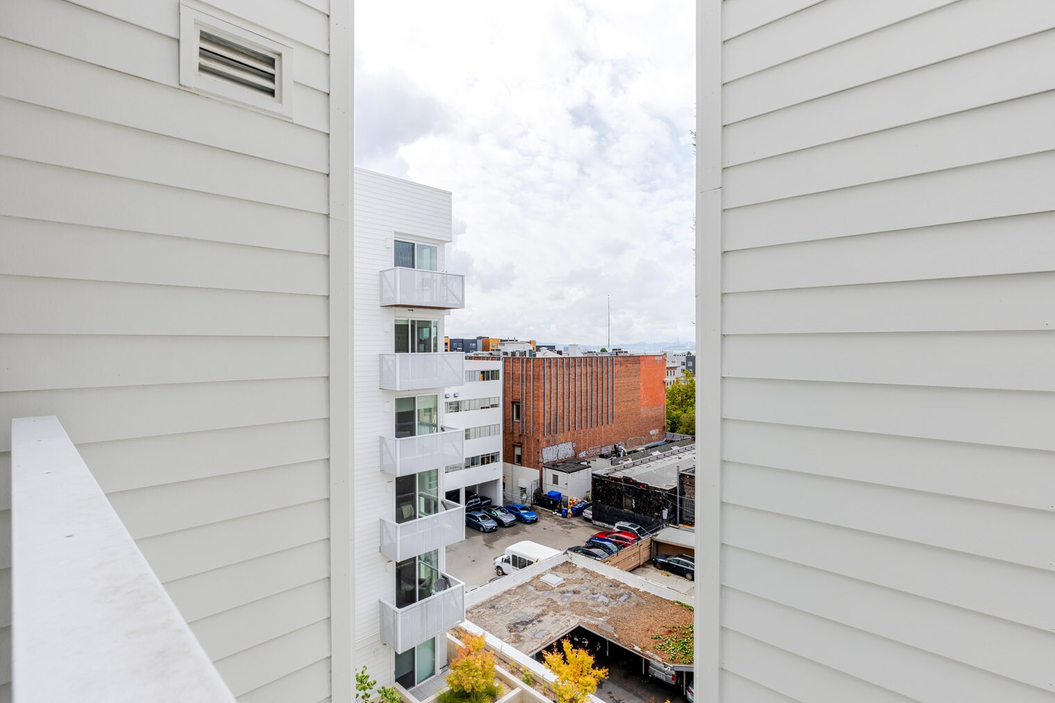 Building Photo - 2150 Kittredge St