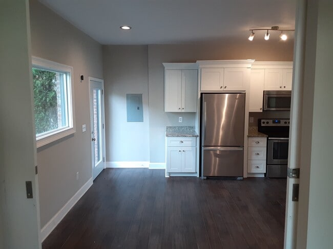 Building Photo - 5134 Belmore Manor Ct