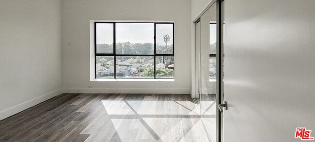 Building Photo - 2465 Purdue Ave