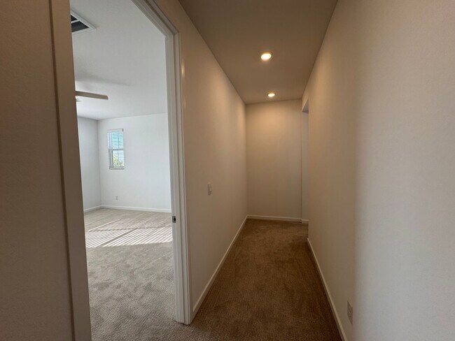 Building Photo - 3 BEDROOM NEW BUILD IN NORTERRA UNION PARK