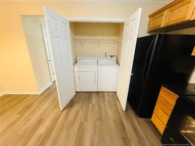 Building Photo - 3332 Kenmont Ln