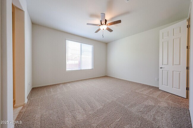 Building Photo - 7162 W Hedge Hog Pl