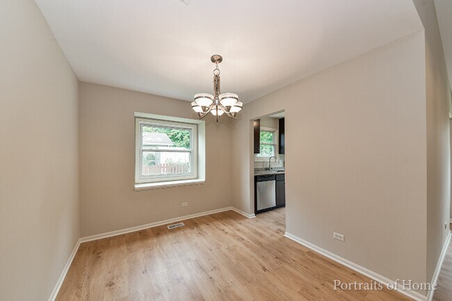 Building Photo - 2965 Middlebury Ct W