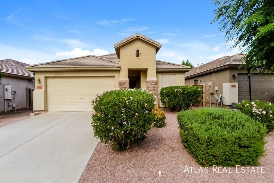 Primary Photo - 34724 N Barzona Trail
