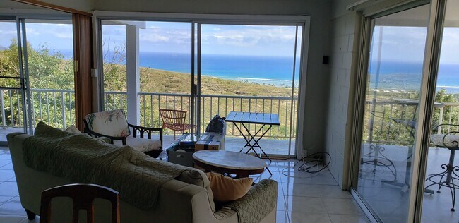 Building Photo - 1827 Halekoa Dr