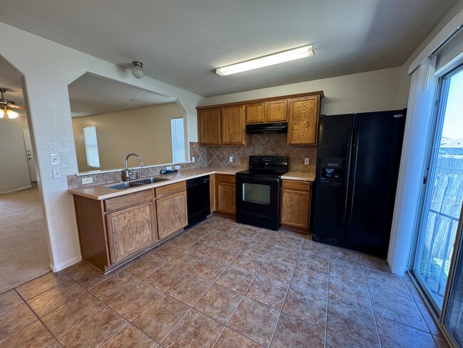 Building Photo - 3-Bedroom House for Rent in Killeen
