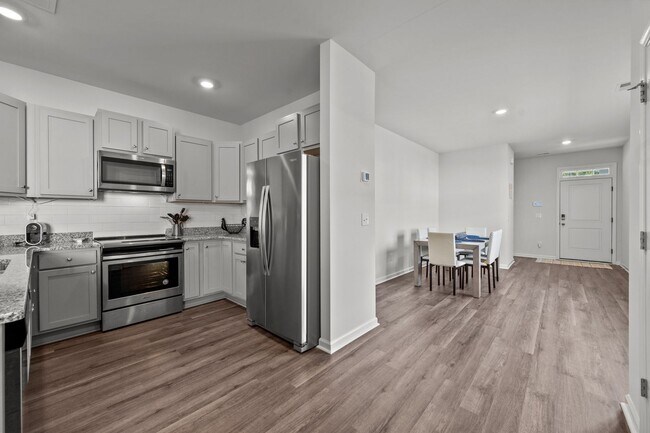 Building Photo - Home in Surf City