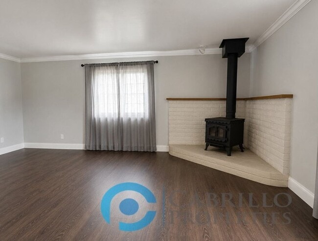 Building Photo - Your dream home awaits! - Stunning & Spacious 3bd/2ba Mt. Helix Home