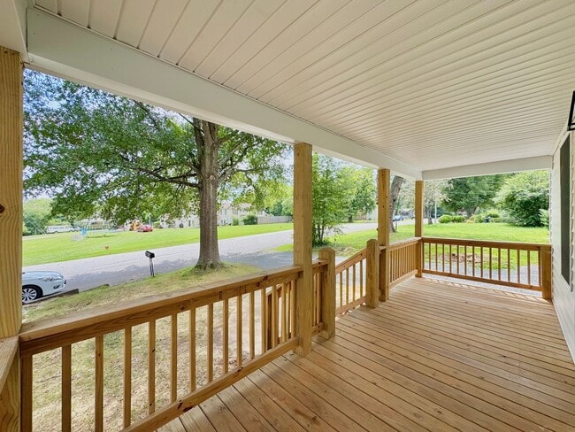 Building Photo - Your search ends here! Rent today!!