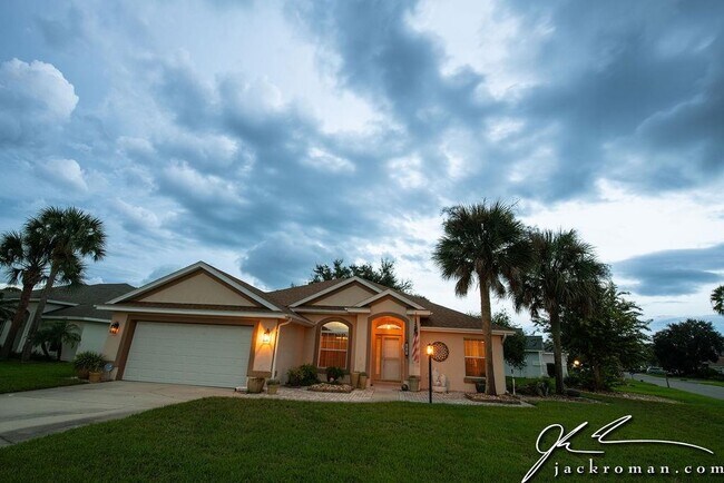 Building Photo - 900 Windward Way