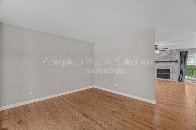 Building Photo - 16610 Green Needle Ct