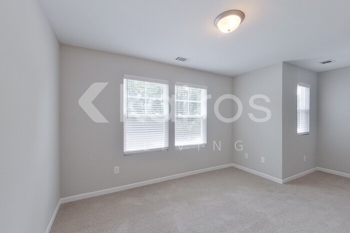 Building Photo - 167 Williams Ln