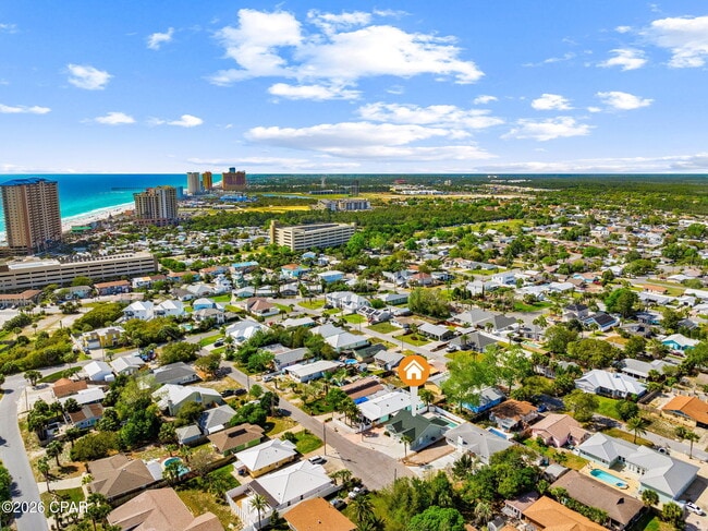 Building Photo - 615 Poinsettia Ct