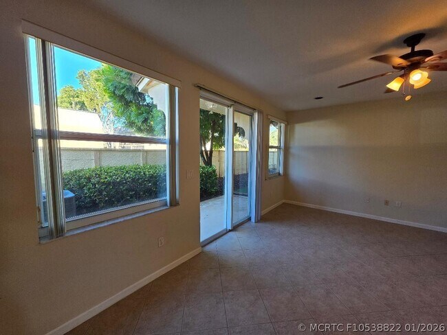 Building Photo - 3002 Deer Creek Country Club Blvd