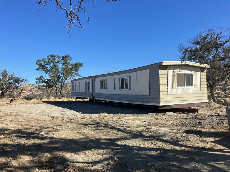 Building Photo - 37575 Shadybrook Ln