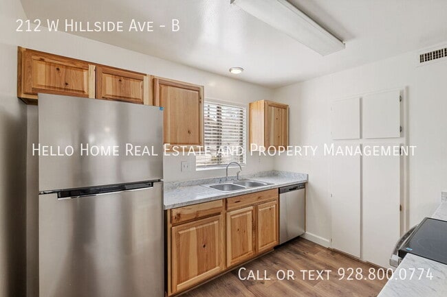 Building Photo - 212 W Hillside Ave