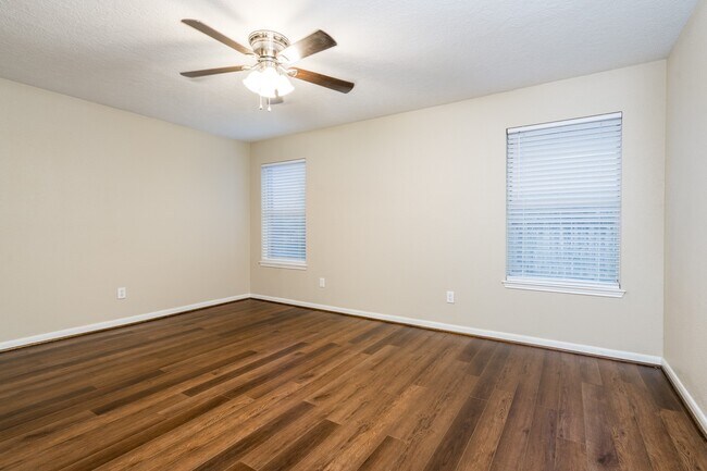 Building Photo - 21315 Park Post Ln