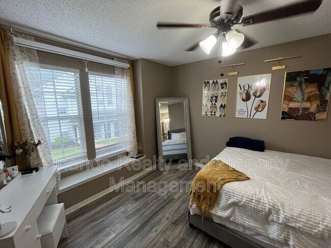 Building Photo - 6088 Westgate Dr