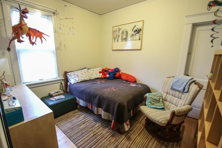 Building Photo - 2762 N Murray Ave