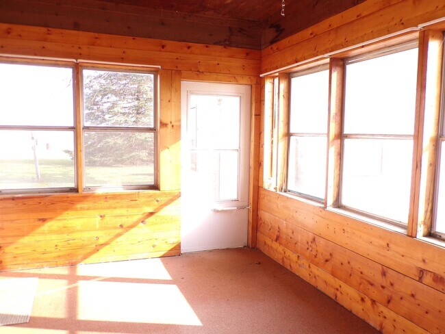 Building Photo - 7623 S 750 E