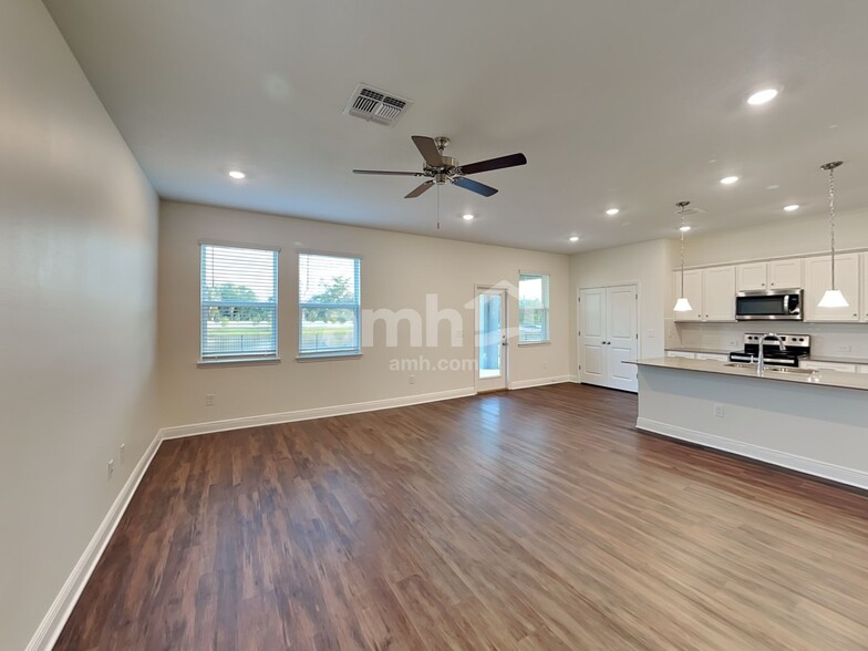 Building Photo - 14534 Cedar Mill Dr