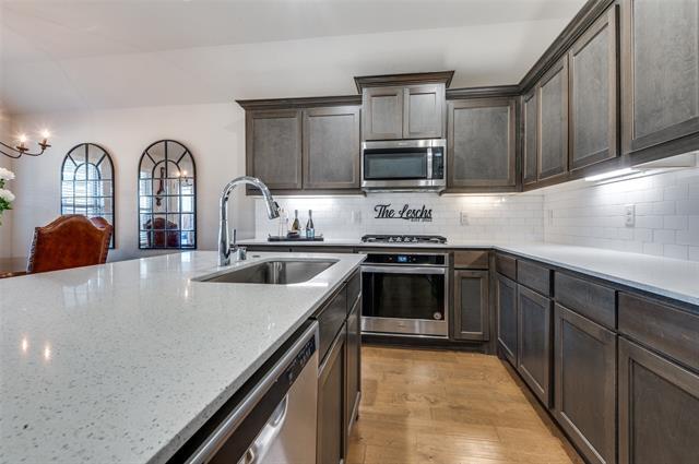 Building Photo - 10636 Enchanted Rock Wy