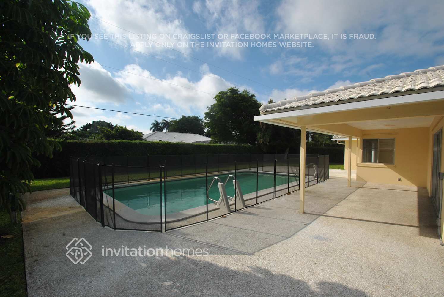 Building Photo - 225 Gleneagles Dr