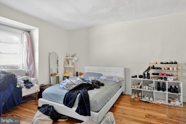 Building Photo - 4058 Irving St