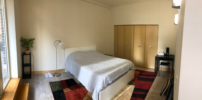 Building Photo - 741 N Milwaukee St