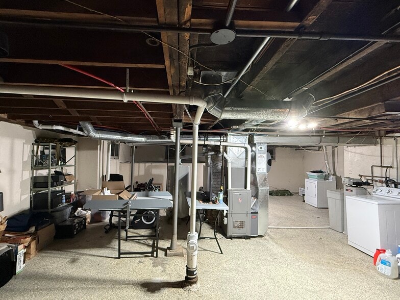 Building Photo - 514 Greenwood St