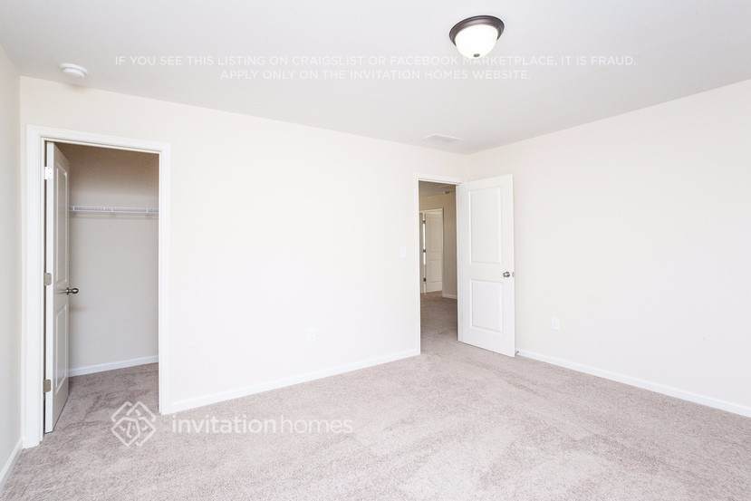 Building Photo - 438 Forrest Hills Dr