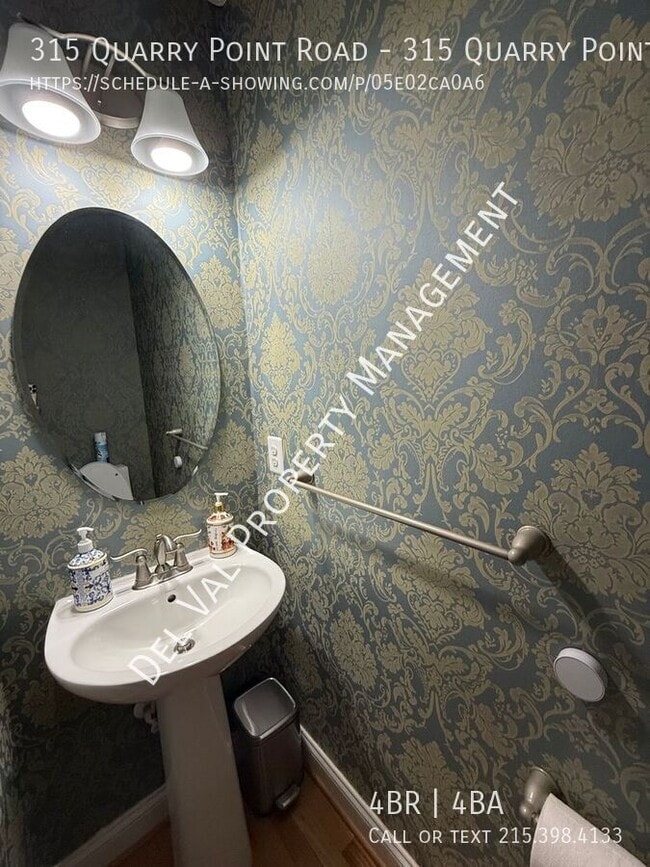 Building Photo - 315 Quarry Point Rd