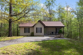 Building Photo - 15980 Crowfoot Ct