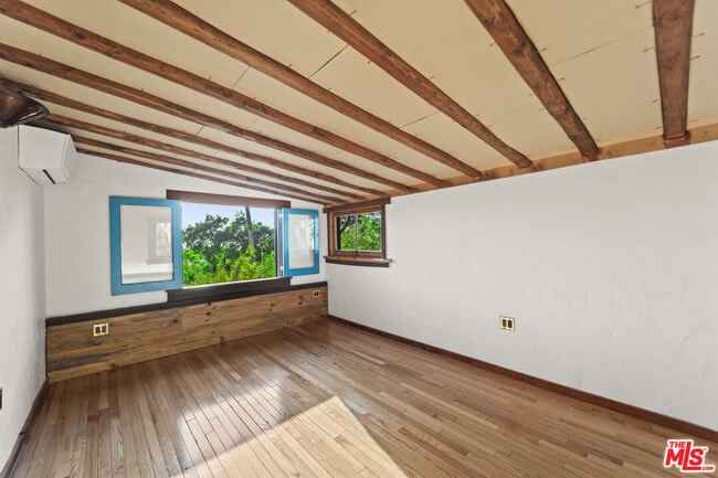 Building Photo - 1403 Avon Park Terrace