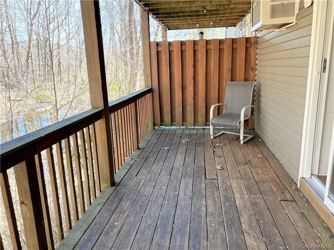 Building Photo - 189 Fair St